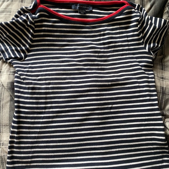 Woman’s Tommy Hilfiger Medium t shirt - Picture 1 of 1